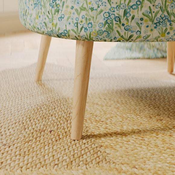 Carousel navigation image position 5 of 9