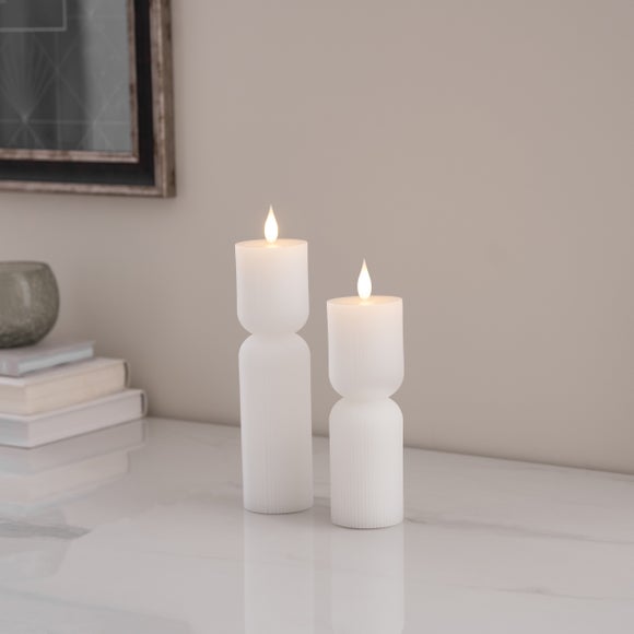 Set of 2 Ribbed LED Pillar Candles