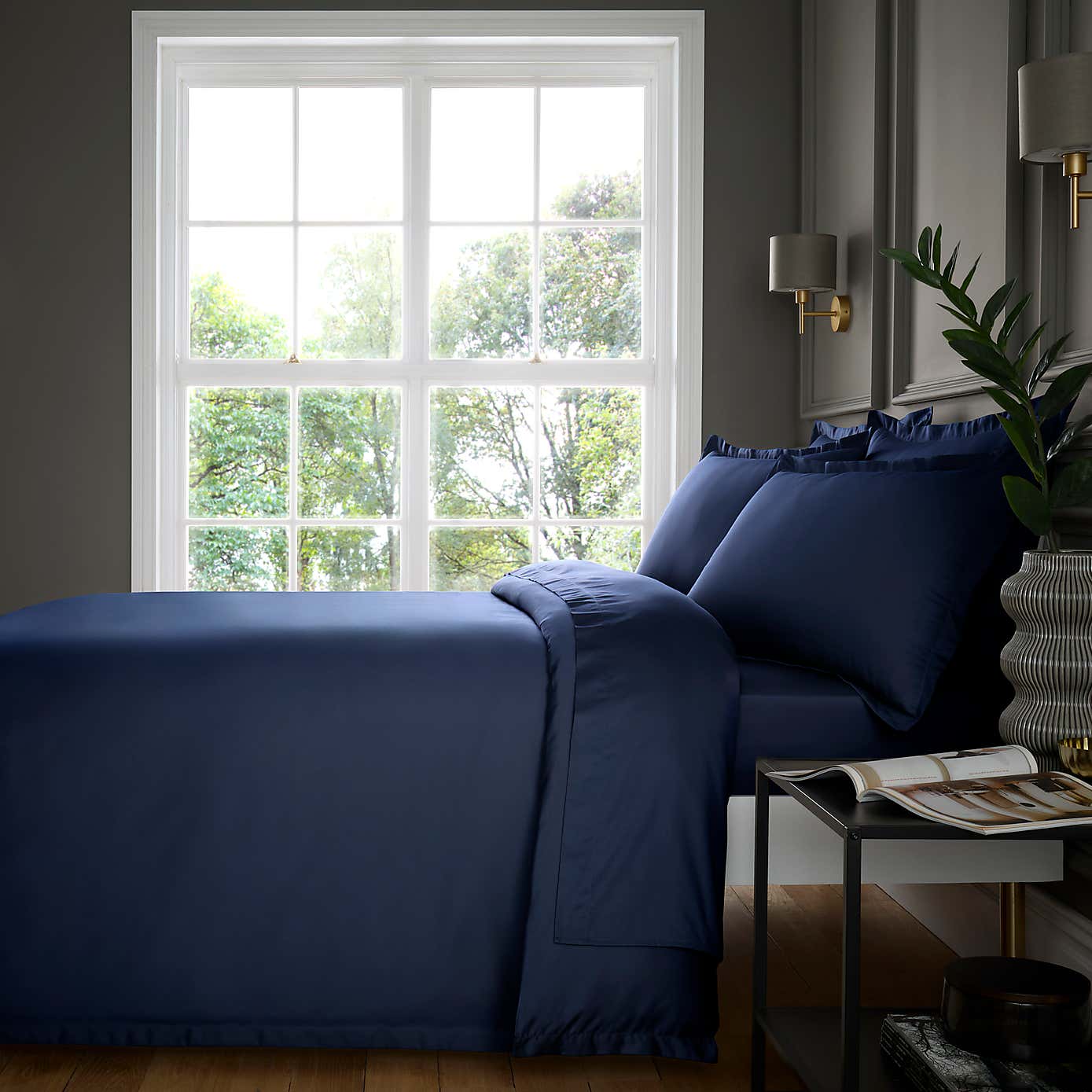 Carousel zoom image position 2 of 2