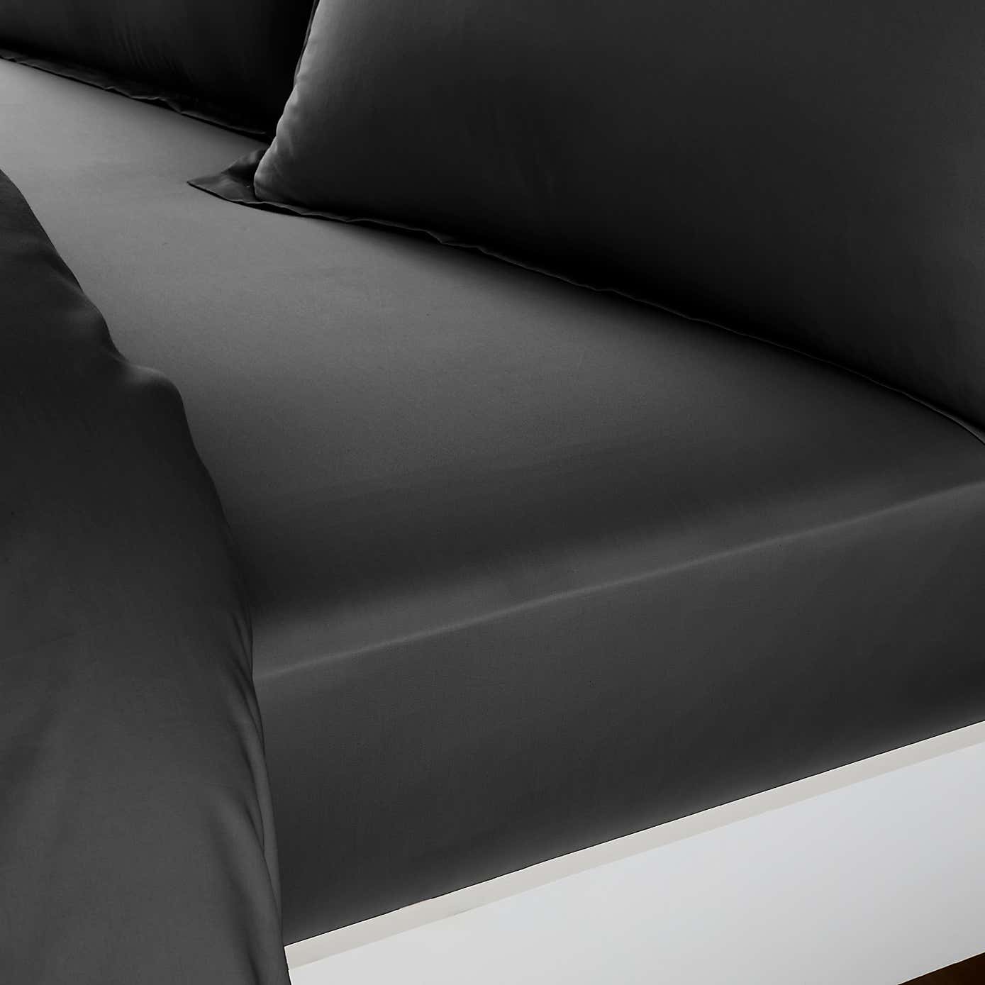 Carousel zoom image position 1 of 2