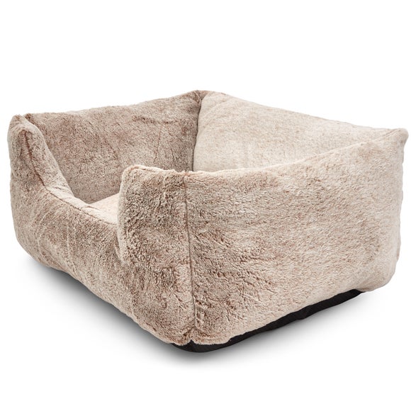 Carousel navigation image position 2 of 3