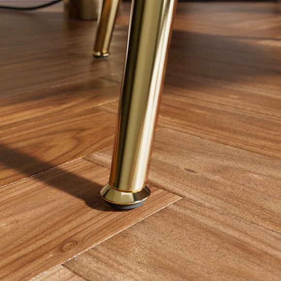 Carousel navigation image position 5 of 9