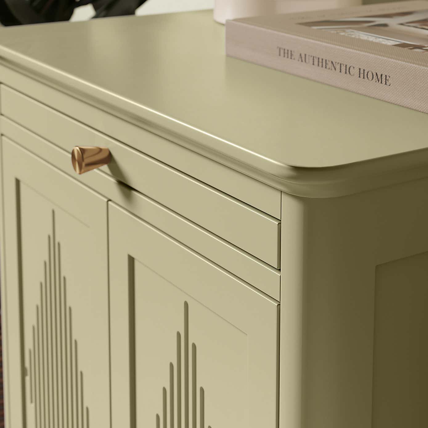 Carousel zoom image position 3 of 8