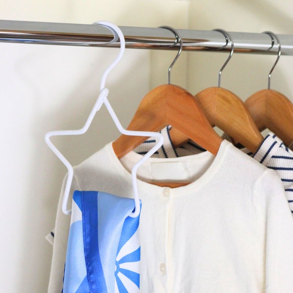 Carousel navigation image position 2 of 4