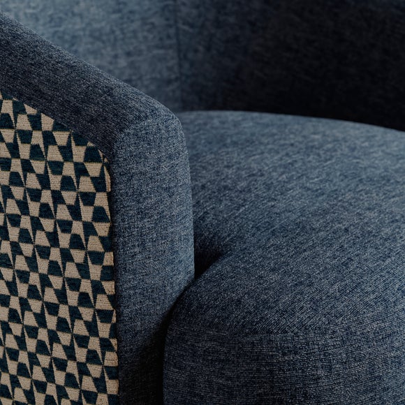 Carousel navigation image position 3 of 5