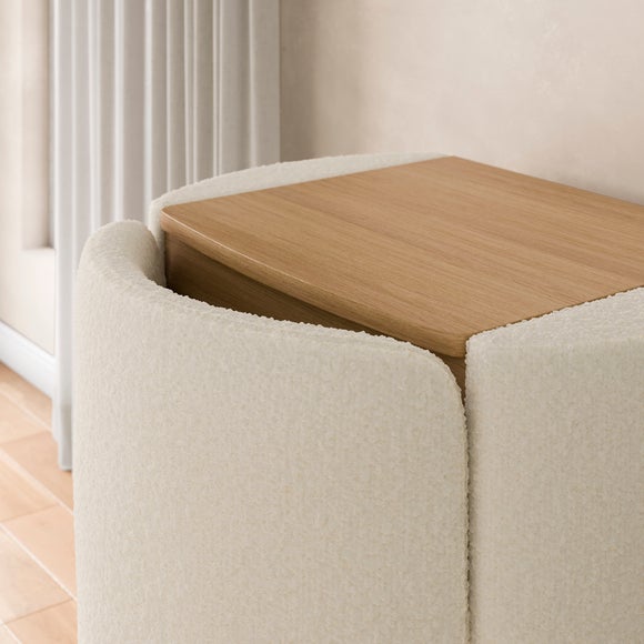 Carousel navigation image position 4 of 8