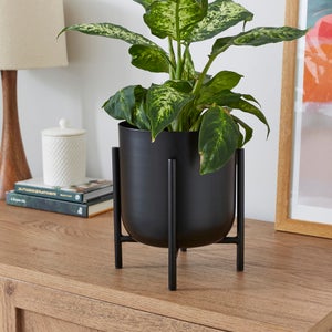 Curved Metal Plant Pot With Stand