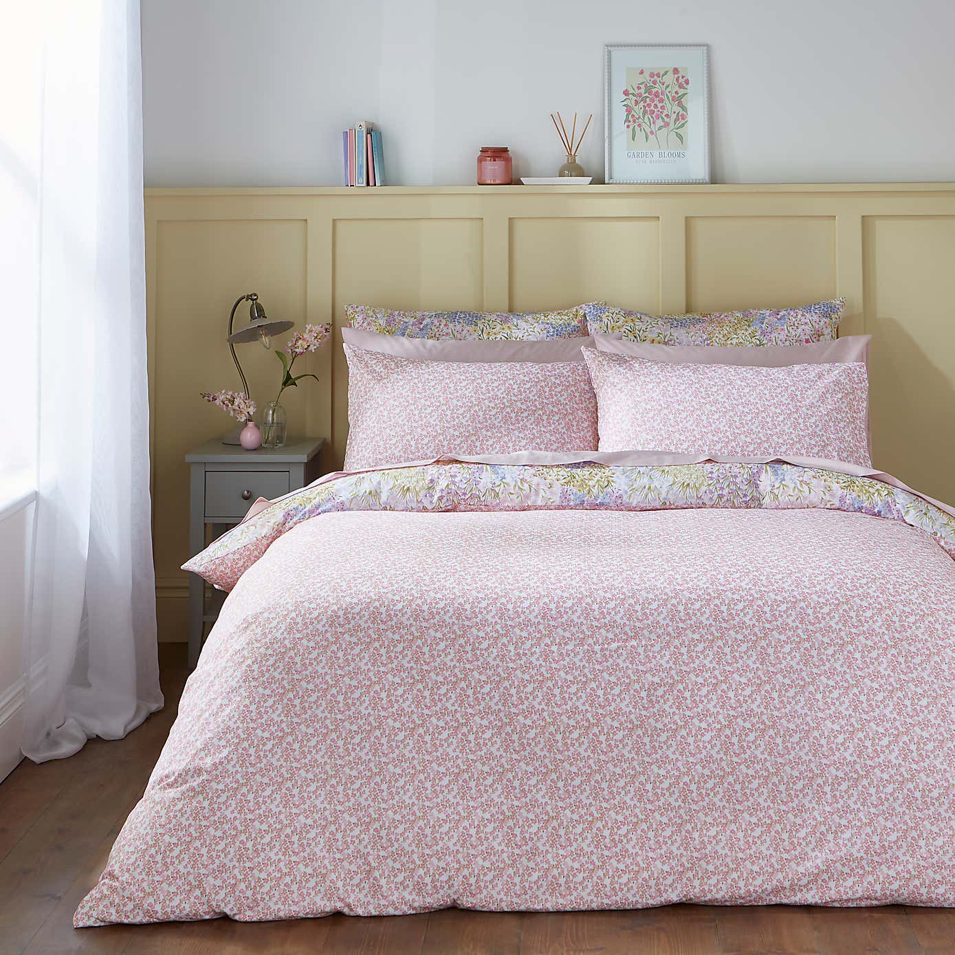 Carousel zoom image position 3 of 7