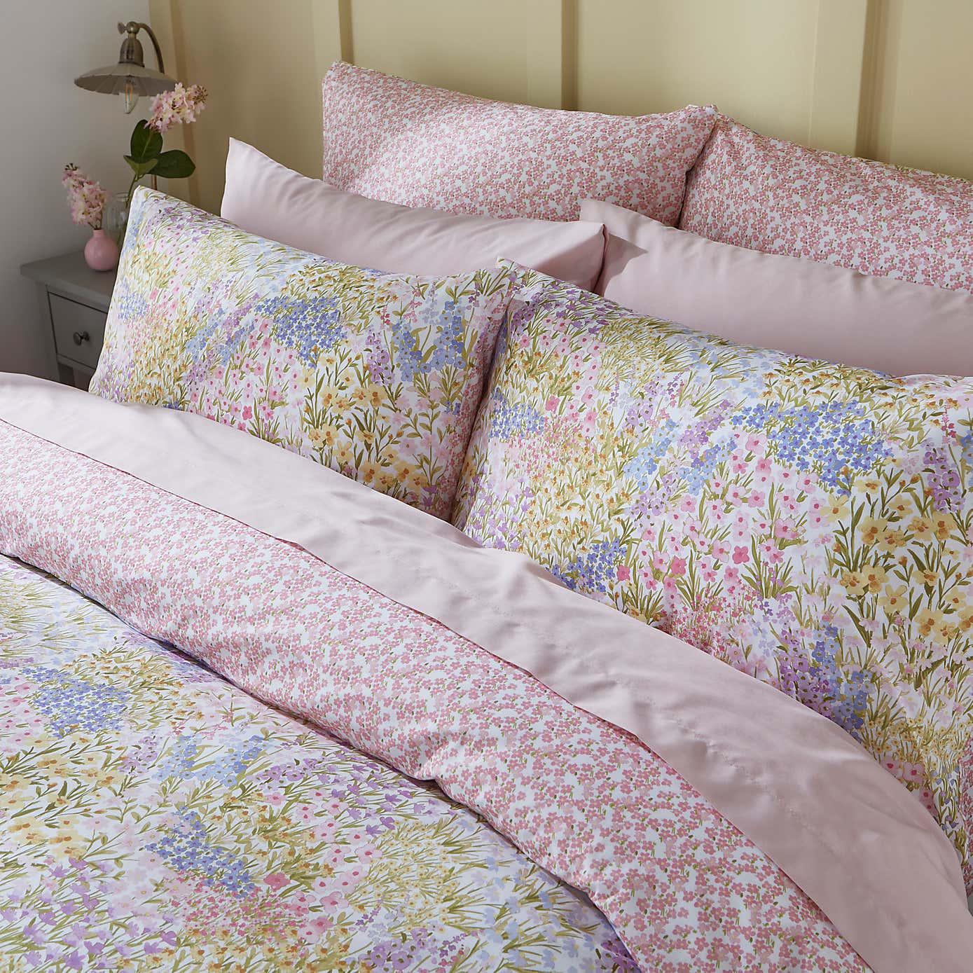 Carousel zoom image position 7 of 7