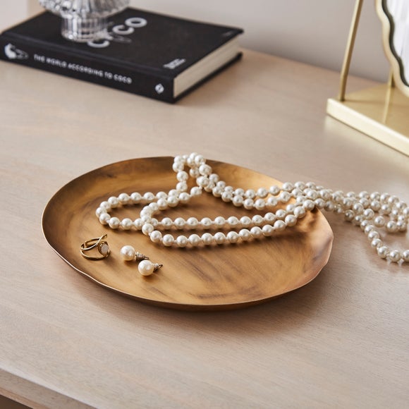 Organic Edged Metal Decorative Plate