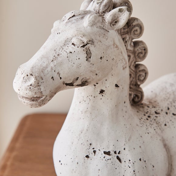 Carousel navigation image position 2 of 3