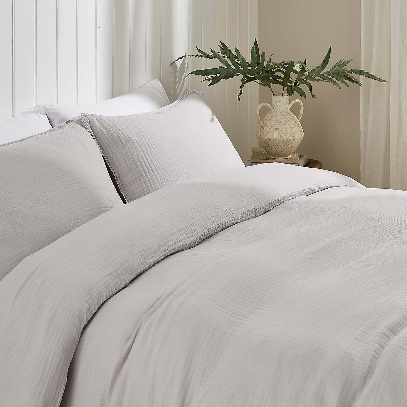 Carousel zoom image position 4 of 4