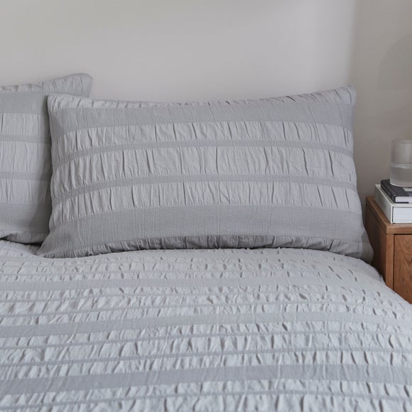 Carousel navigation image position 2 of 4