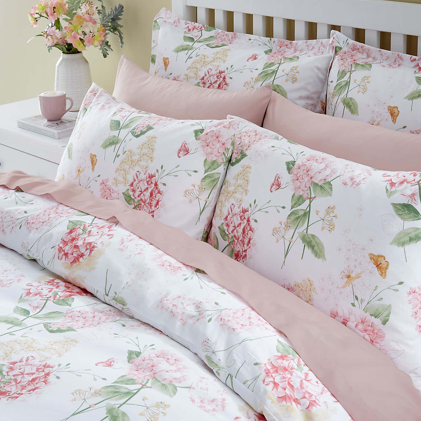 Carousel zoom image position 4 of 5