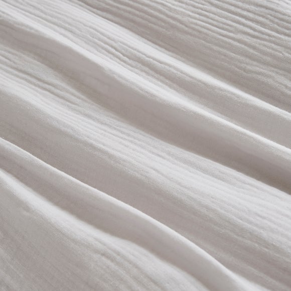 Carousel navigation image position 3 of 4