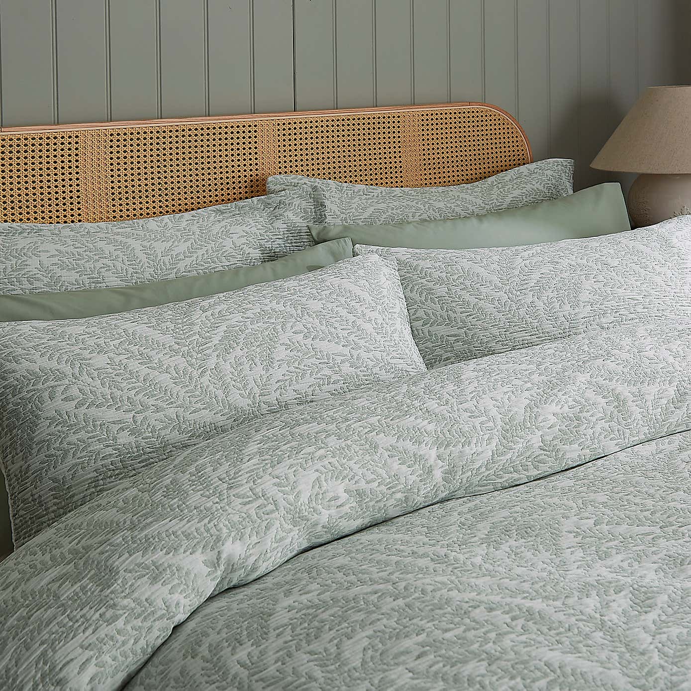 Carousel zoom image position 4 of 4