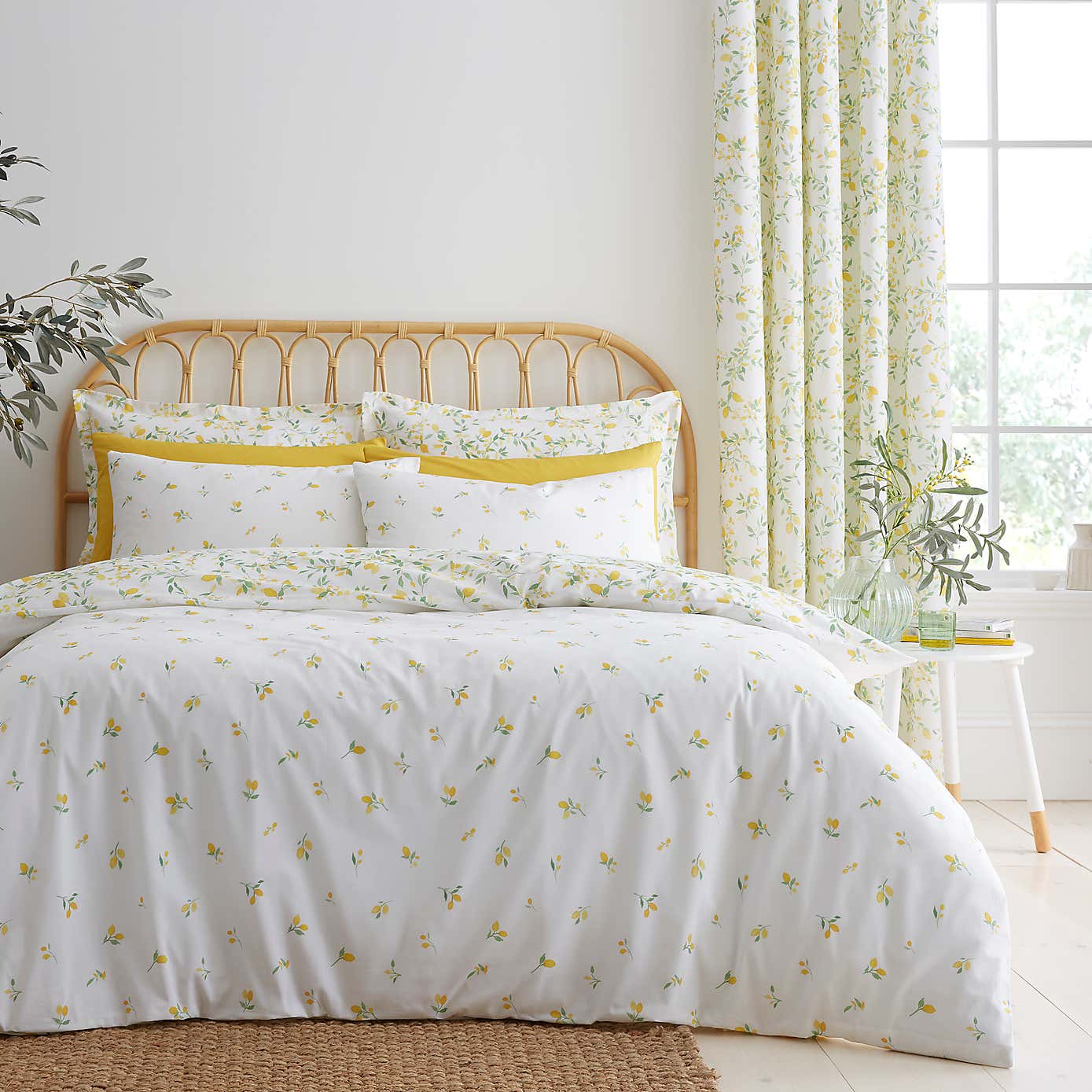 Carousel zoom image position 3 of 7