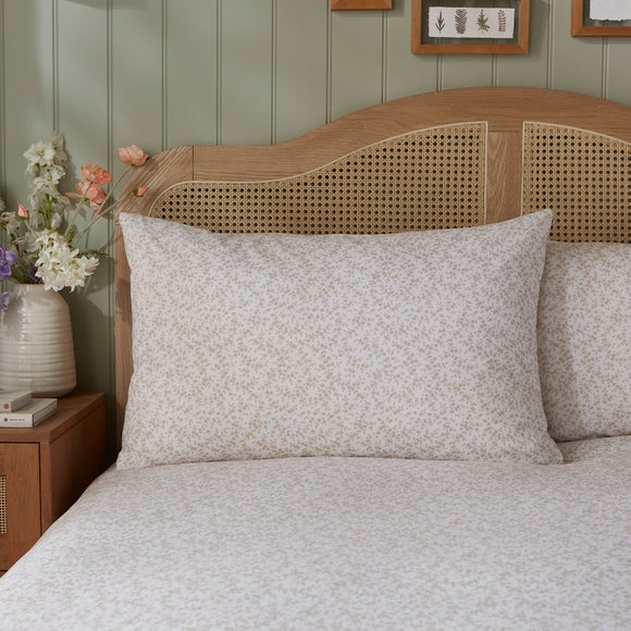 Carousel navigation image position 2 of 7