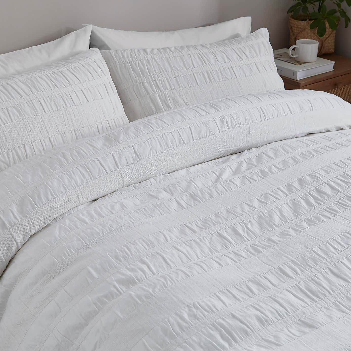 Carousel zoom image position 4 of 4