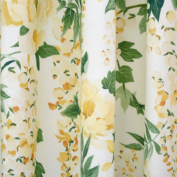 Carousel navigation image position 3 of 4