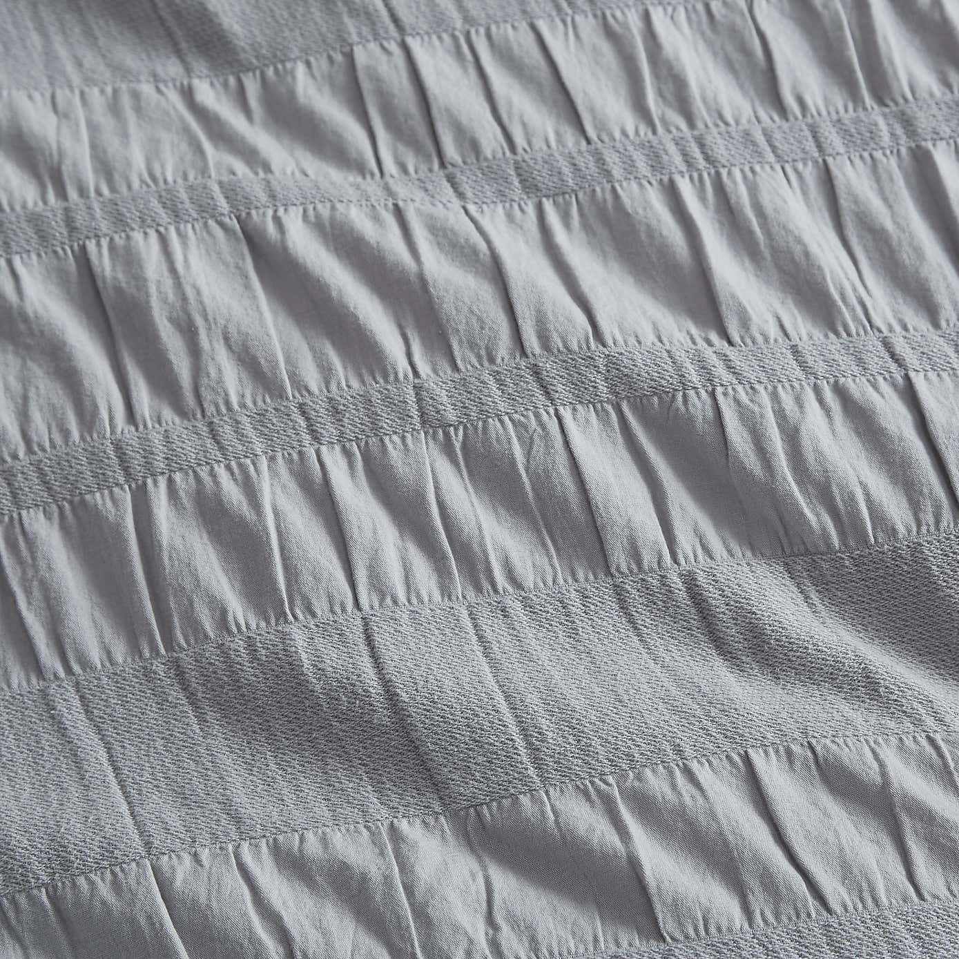 Carousel zoom image position 3 of 4