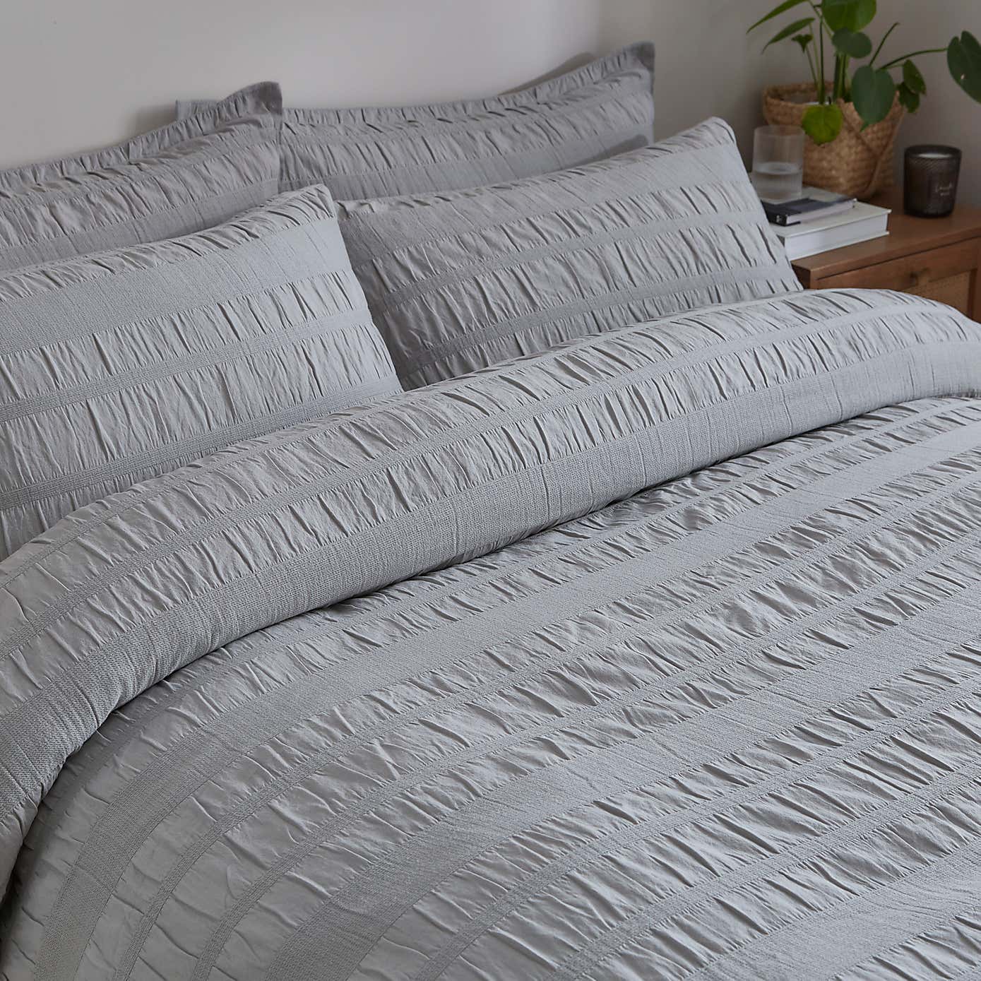 Carousel zoom image position 4 of 4