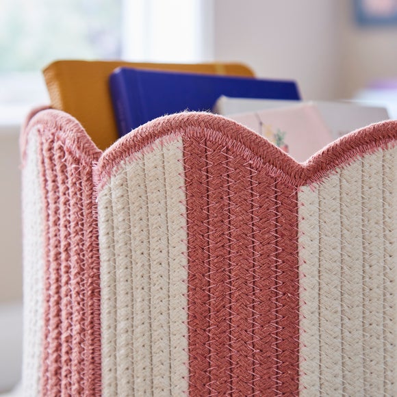 Carousel navigation image position 2 of 3