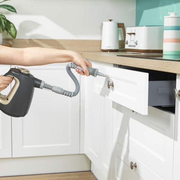 Carousel navigation image position 4 of 10