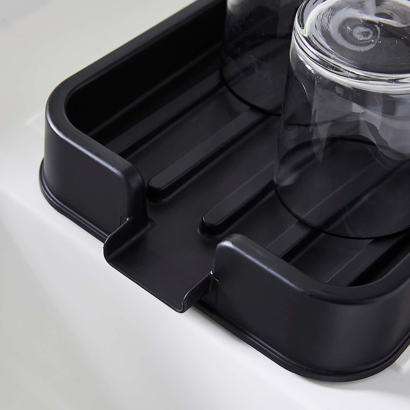 Carousel zoom image position 2 of 3