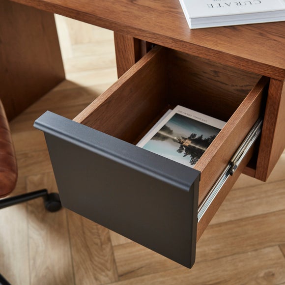 Carousel navigation image position 4 of 6