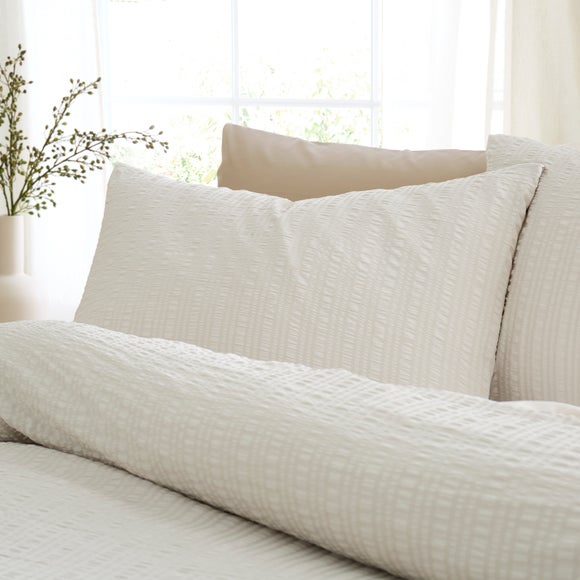 Carousel navigation image position 2 of 6