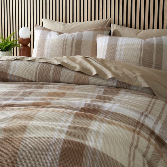 Carousel navigation image position 4 of 6