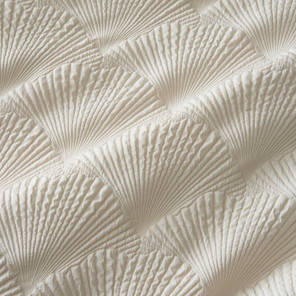 Carousel navigation image position 3 of 6