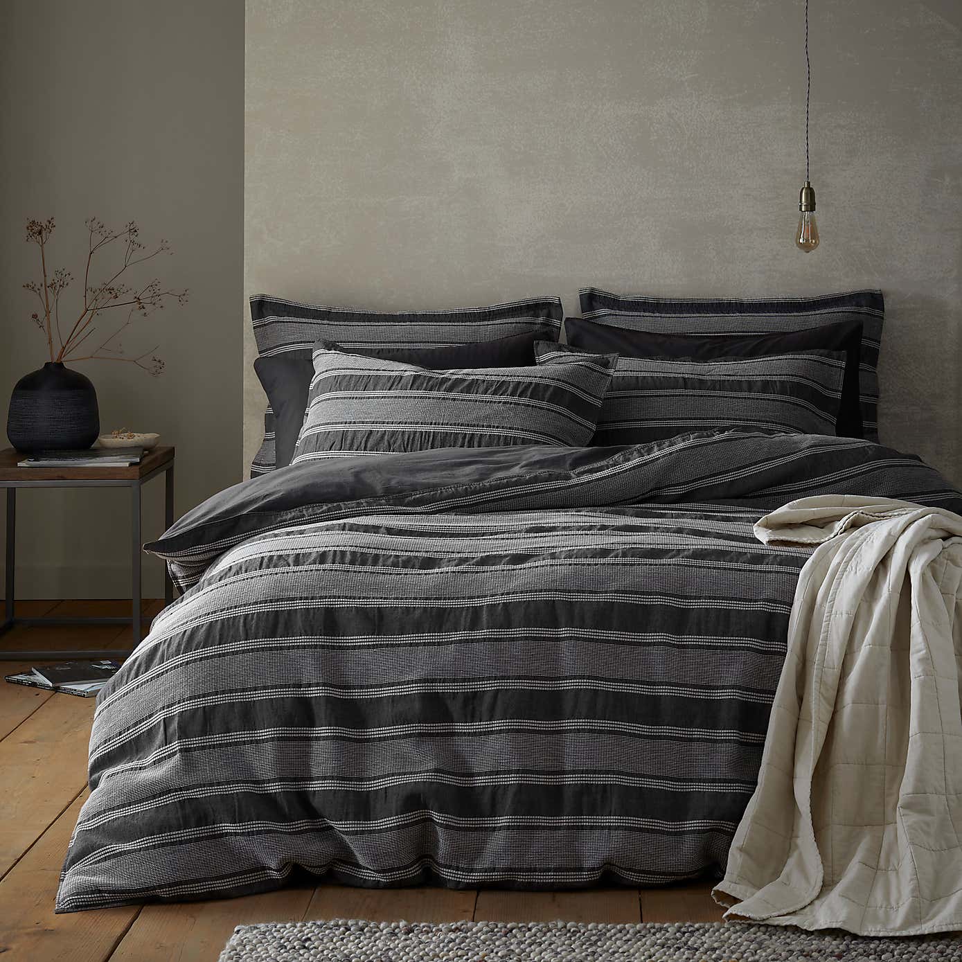 Carousel zoom image position 6 of 6