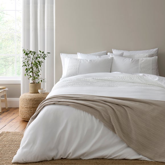 Carousel navigation image position 5 of 5