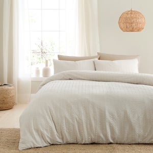 Finn Seersucker Duvet Cover & Pillowcase Set