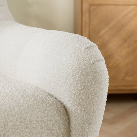 Carousel navigation image position 4 of 7