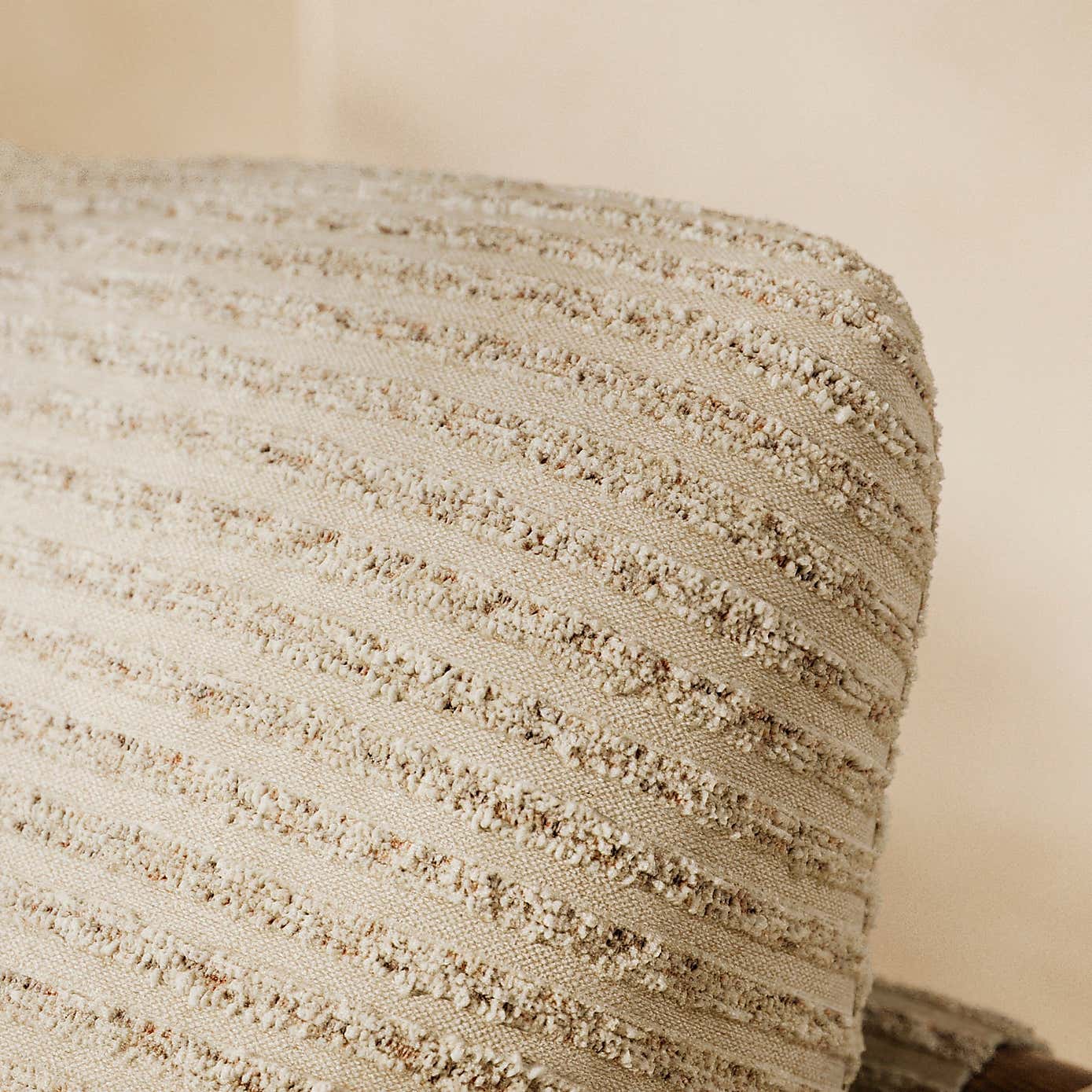 Carousel zoom image position 4 of 9