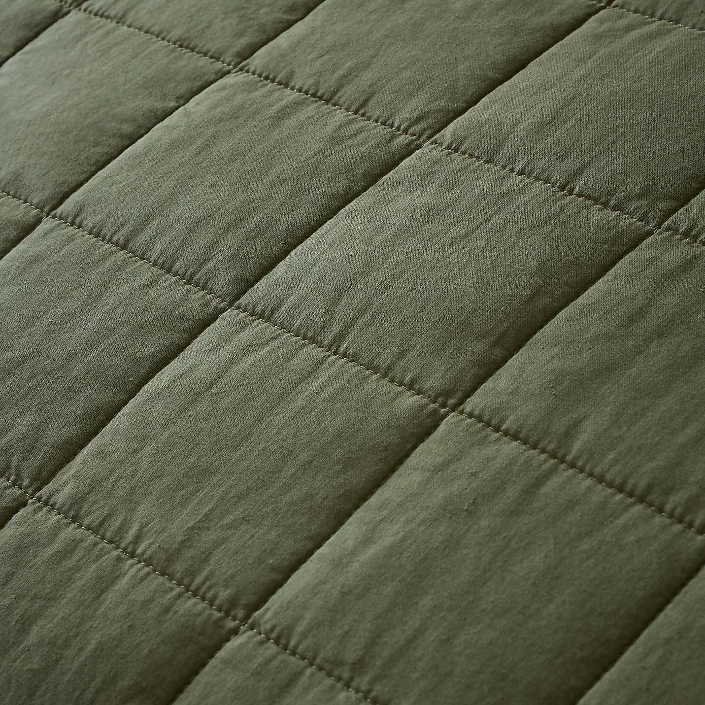 Carousel zoom image position 2 of 2