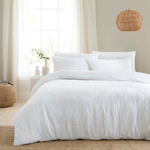 Finn Seersucker Duvet Cover & Pillowcase Set