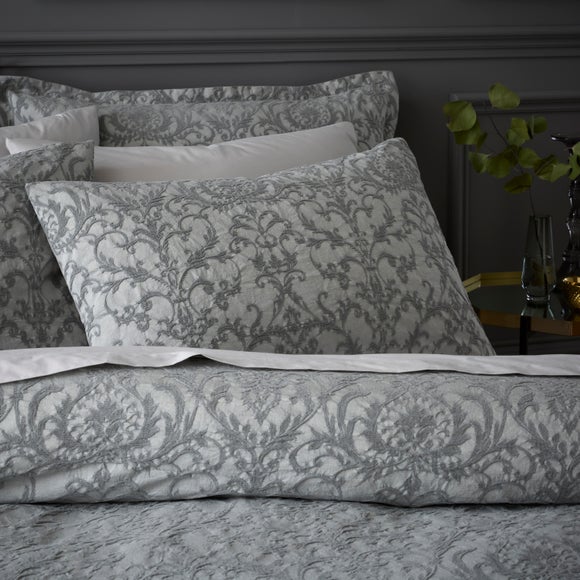 Carousel navigation image position 2 of 4