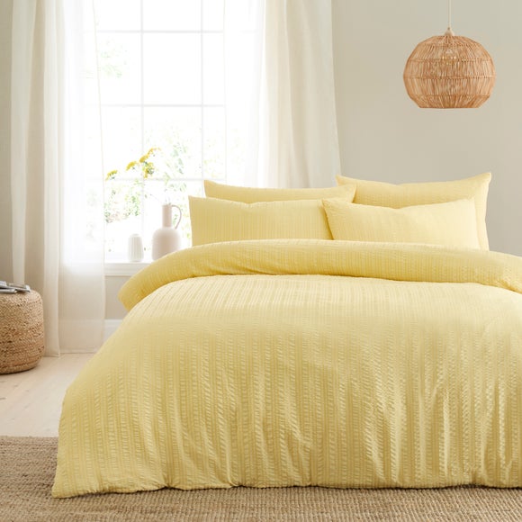 Finn Seersucker Duvet Cover & Pillowcase Set