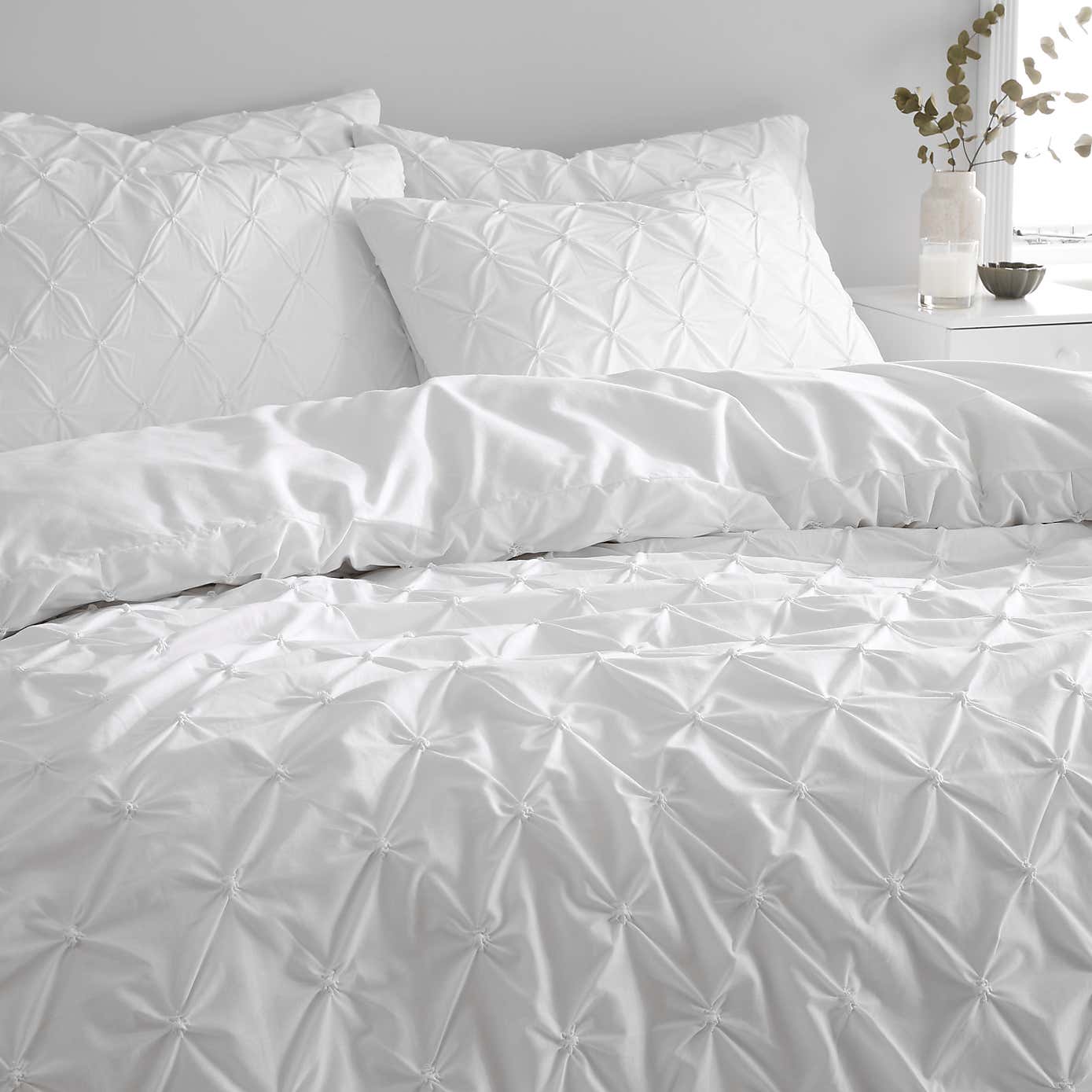 Carousel zoom image position 4 of 5