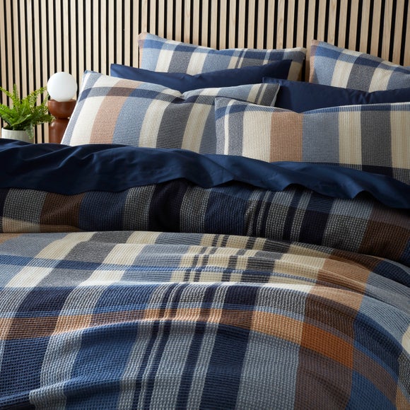 Carousel navigation image position 3 of 4