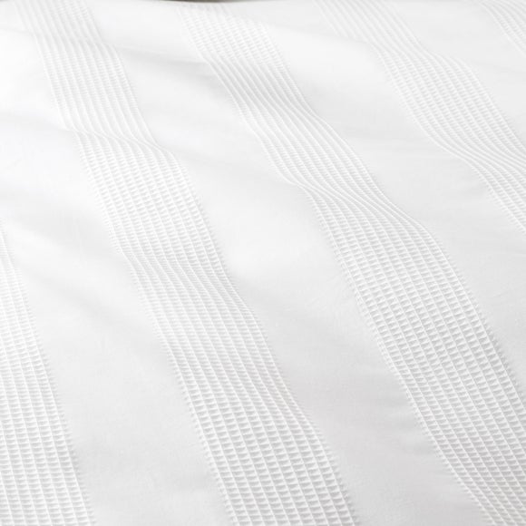 Carousel navigation image position 2 of 4