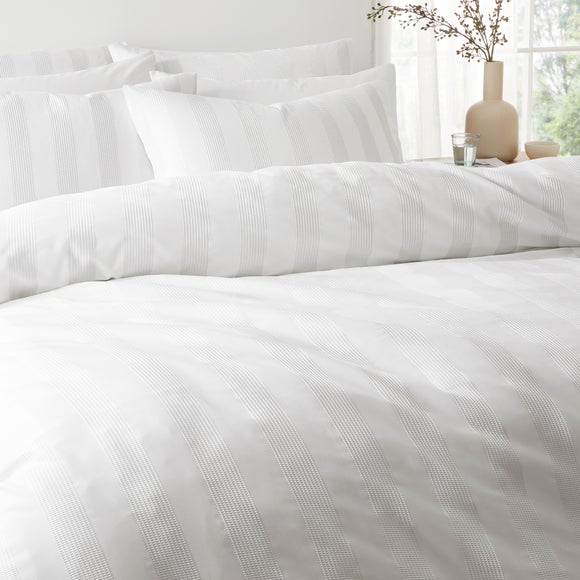 Carousel navigation image position 3 of 4