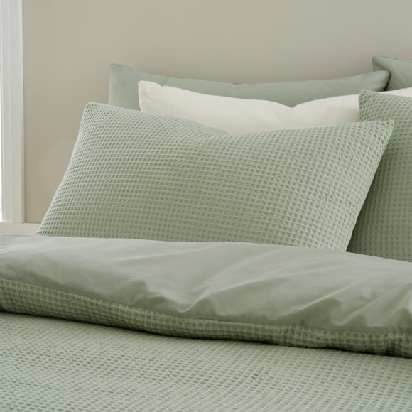 Carousel navigation image position 2 of 5