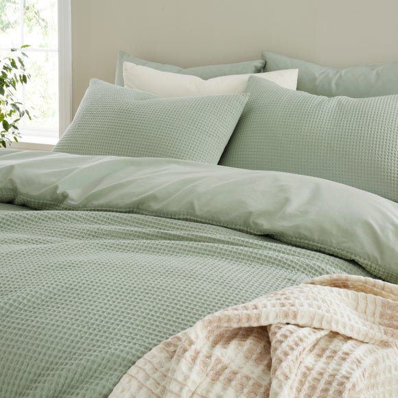 Carousel navigation image position 4 of 5