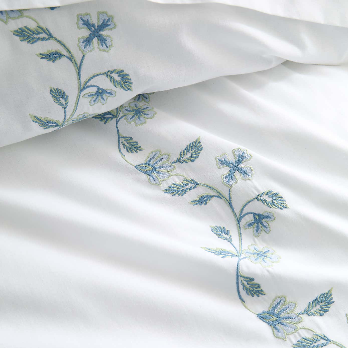 Carousel zoom image position 3 of 6