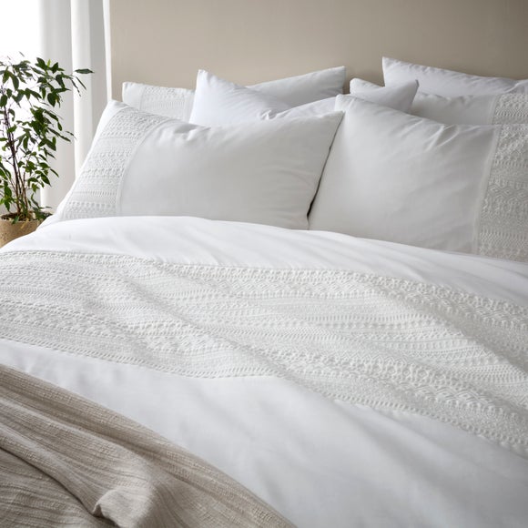 Carousel navigation image position 3 of 5